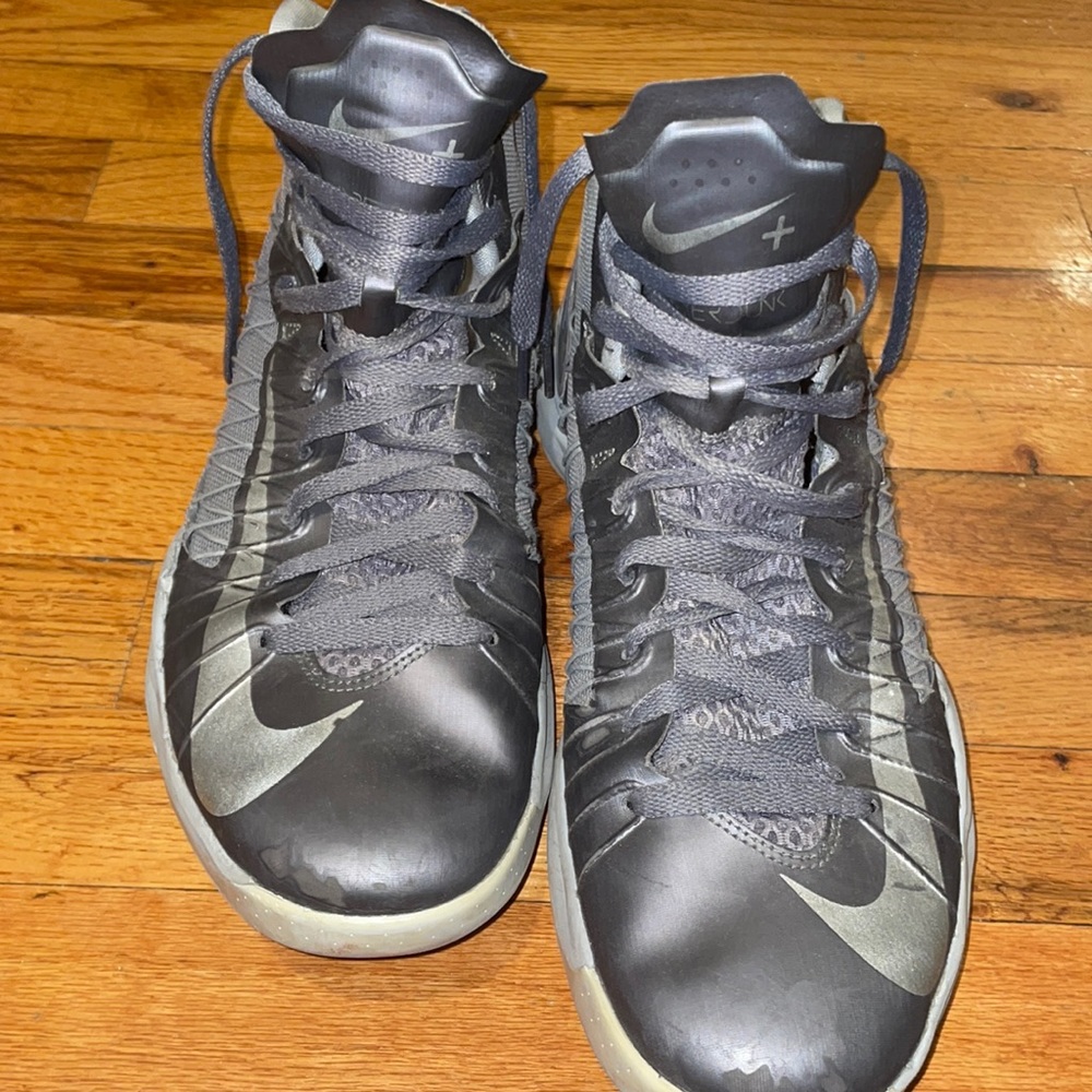 Size 11.5 grey hyper dunk sneakers